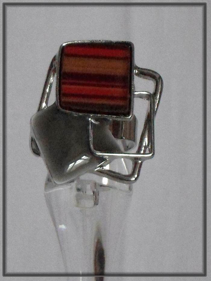 Bague grise