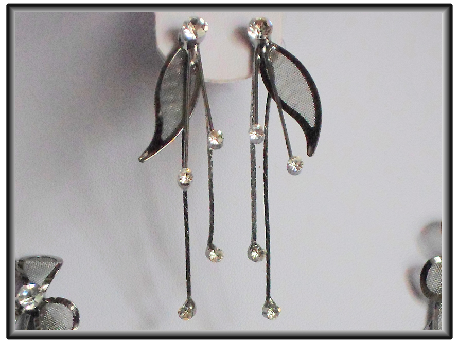 Boucles d'oreilles femme en métal gris