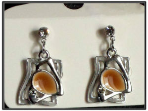 Boucles d'oreilles fantaisies marron