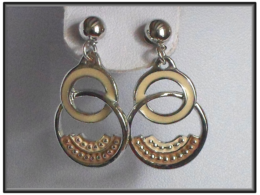 Boucles d'oreilles fantaisies marron/beiges