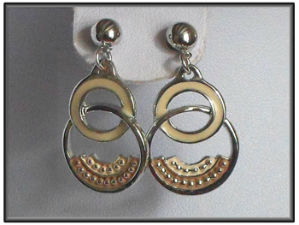 Boucles d'oreilles fantaisies marron/beiges
