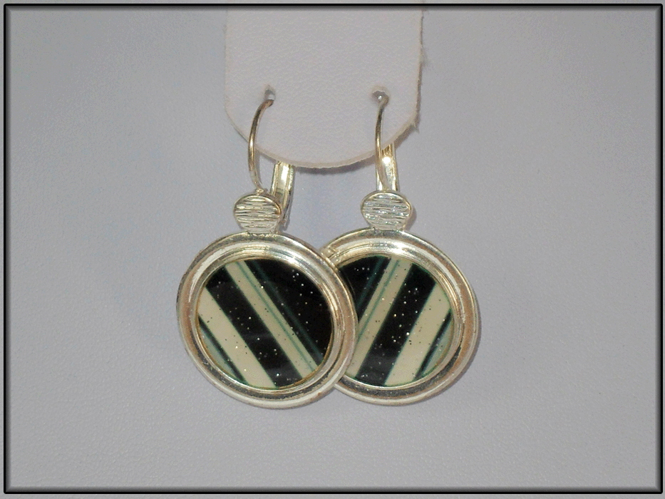 Boucles d'oreilles noires