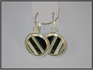 Boucles d'oreilles noires