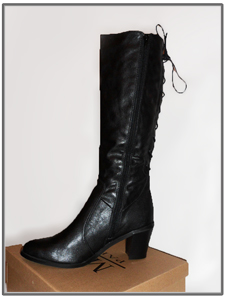 Bottes femmes noires à lacet
