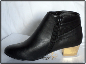 Chaussures bottines noires et dorées