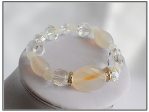 bracelet fantaisie blanc