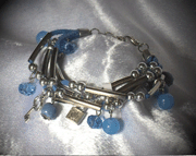 Bracelet bleu
