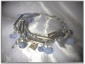 Bracelet gris