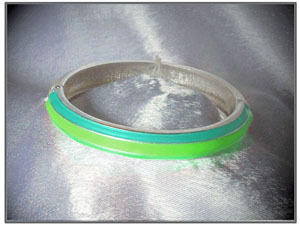 Bracelet acier vert fluo