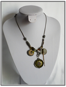 Collier fantaisie vert