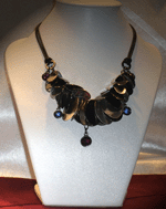 Collier violet
