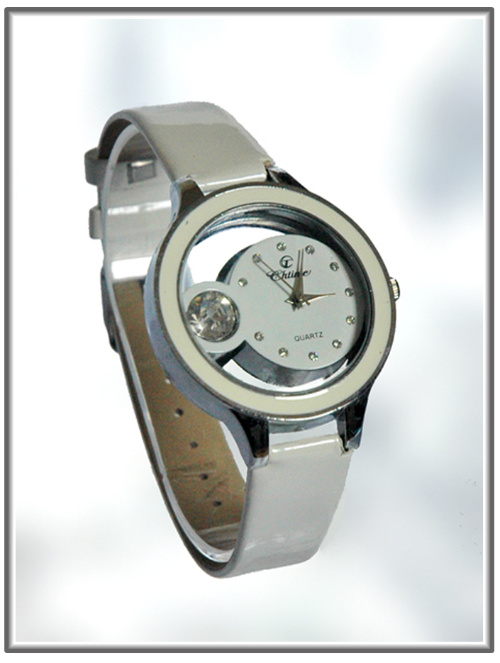 Montre femme blanche