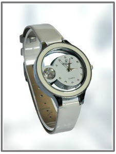 Montre femme blanche